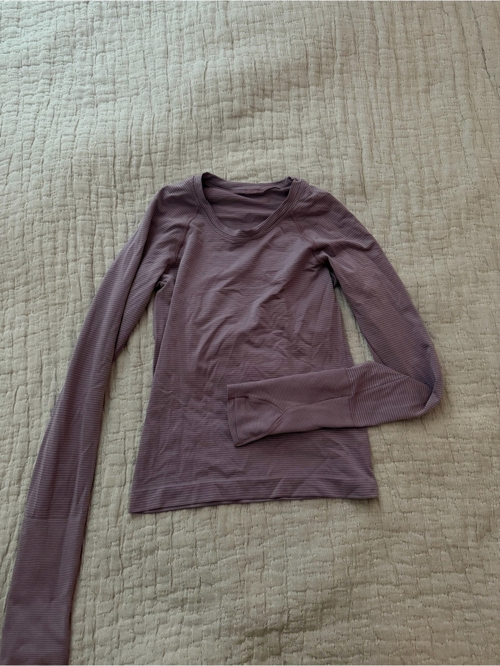 Lululemon long sleeve t shirt